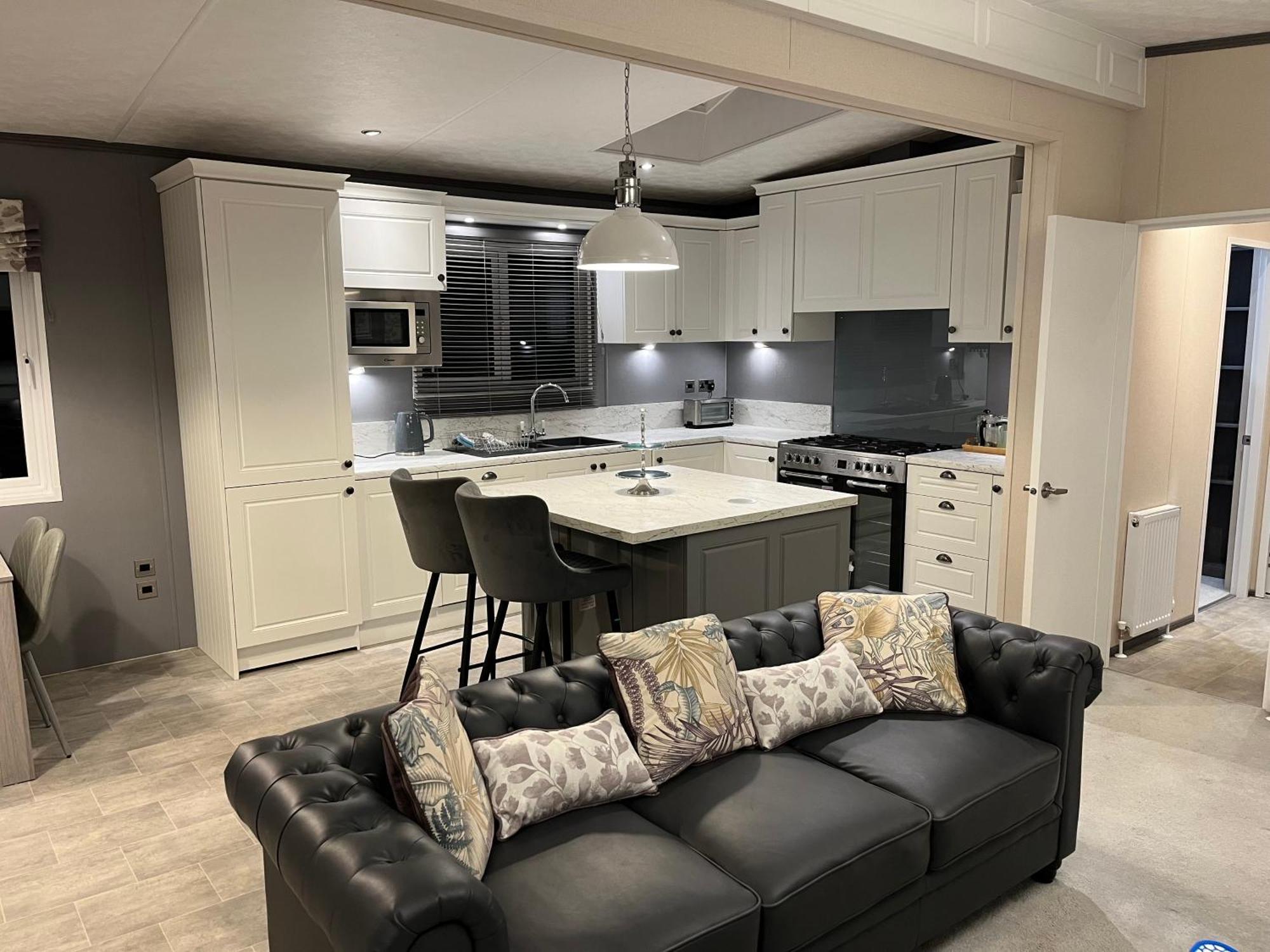 Pablos Place — Photos 1